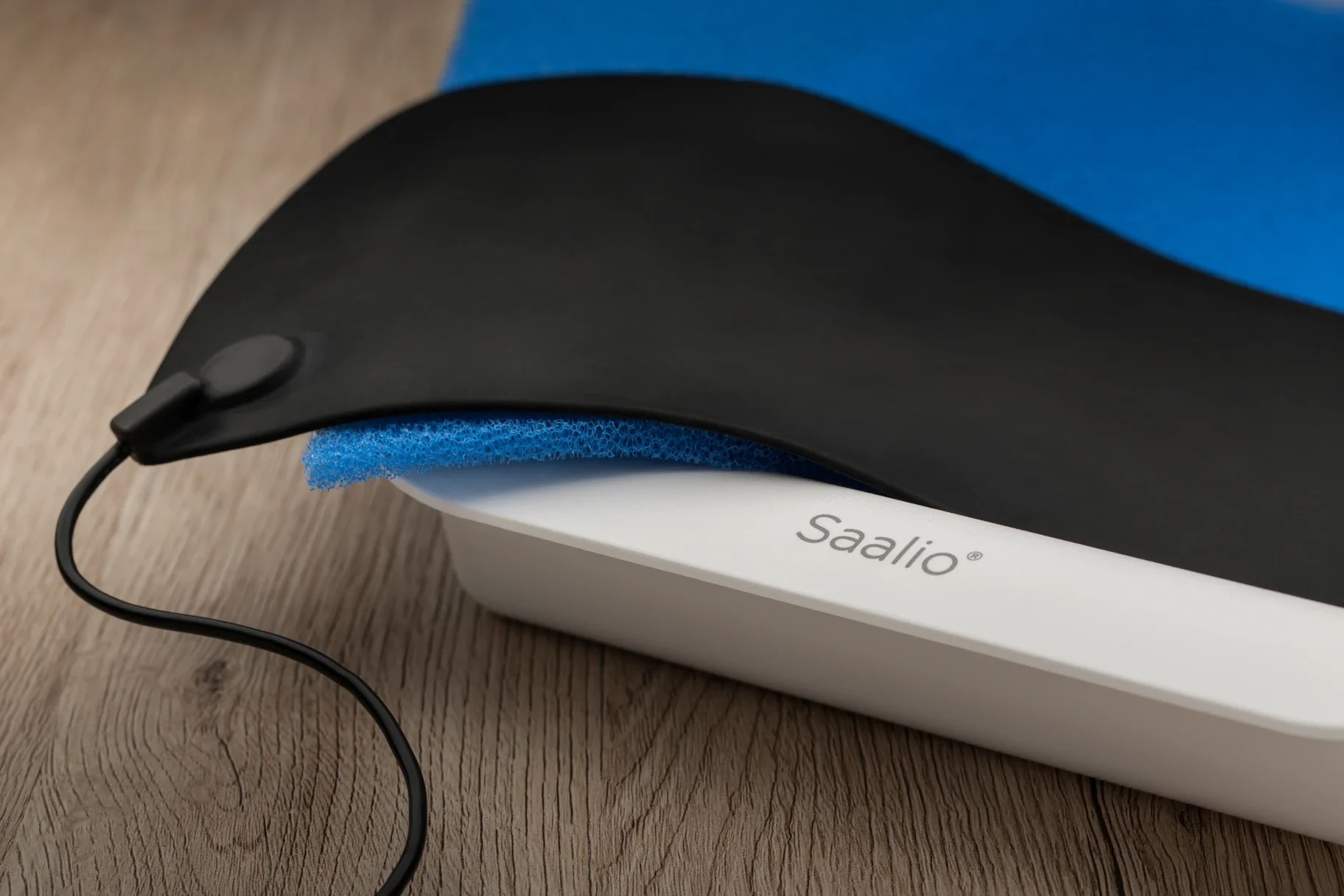 Saalio Elektroden aus einem Silikon-Graphit-Gemisch ganz ohne Metalle und offene Kontakte